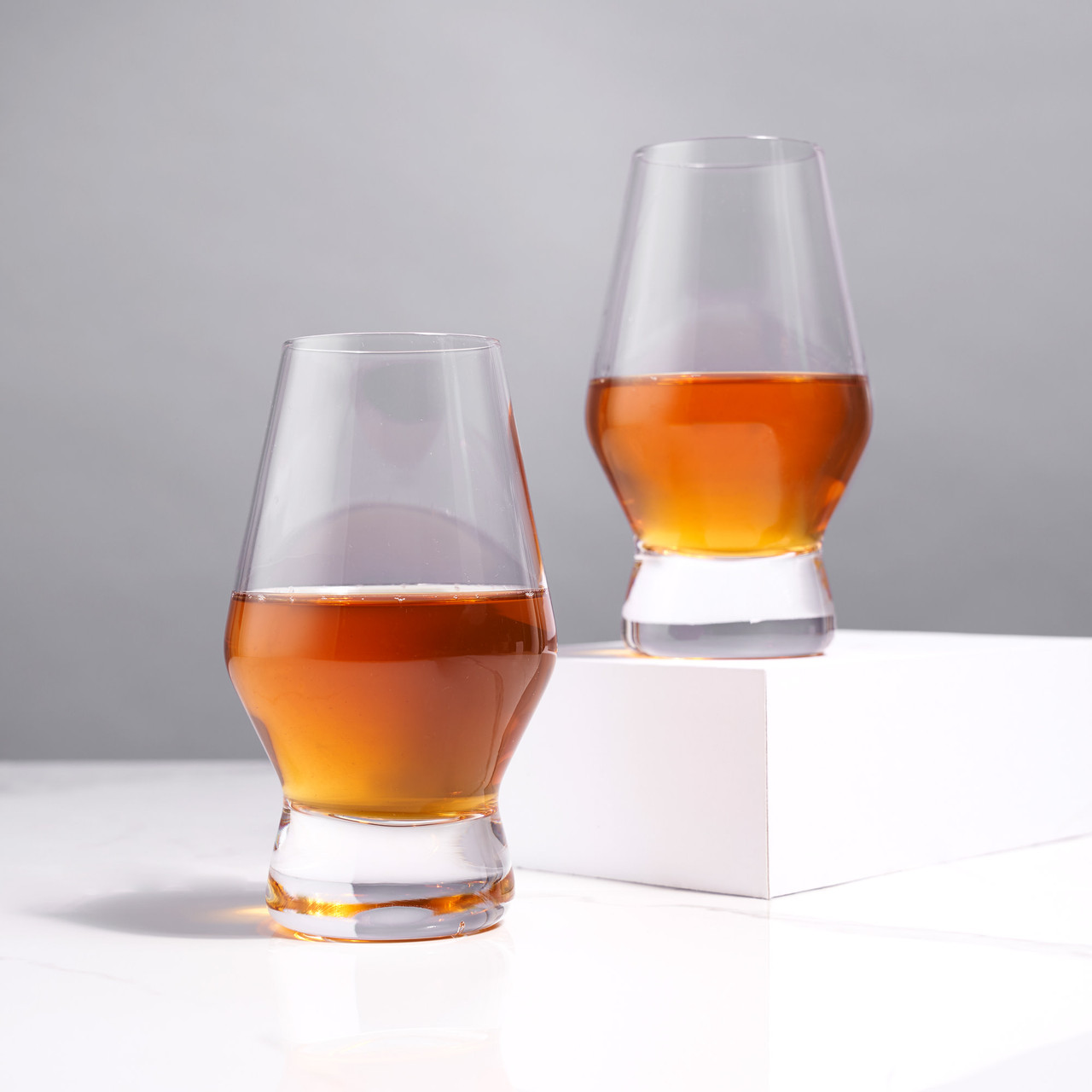 Viski Footed Crystal Scotch Glasses - Thumbnail 3