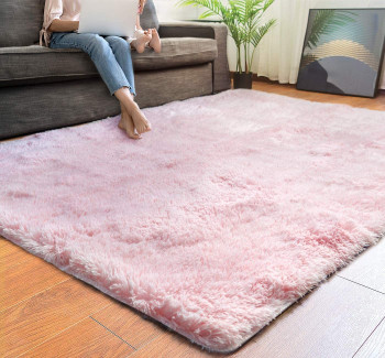 5' x 7' Pink Shag Polyester Rectangle Area Rug
