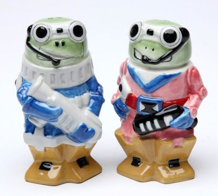 Robot Frog Porcelain Salt and Pepper Shakers, Set of 4
