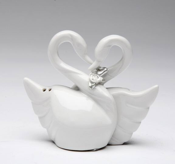 Swan Bird Couple Ceramic Salt and Pepper Shakers, Set of 4