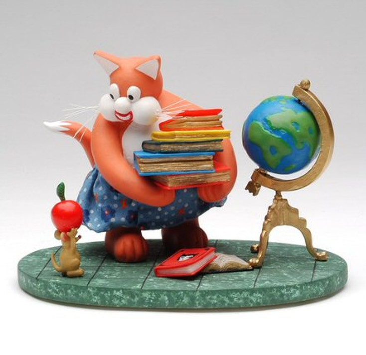 Tom Cat Teacher Cat Sculpture