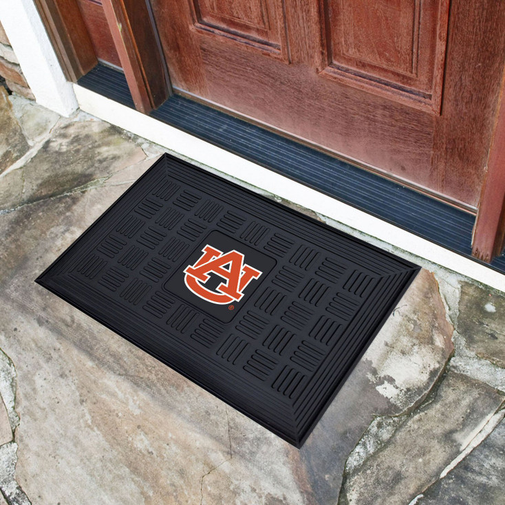 19.5" x 31.25" Auburn University Medallion Rectangle Door Mat