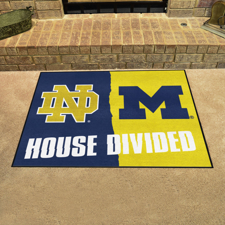 33.75" x 42.5" Notre Dame / Michigan House Divided Rectangle Mat