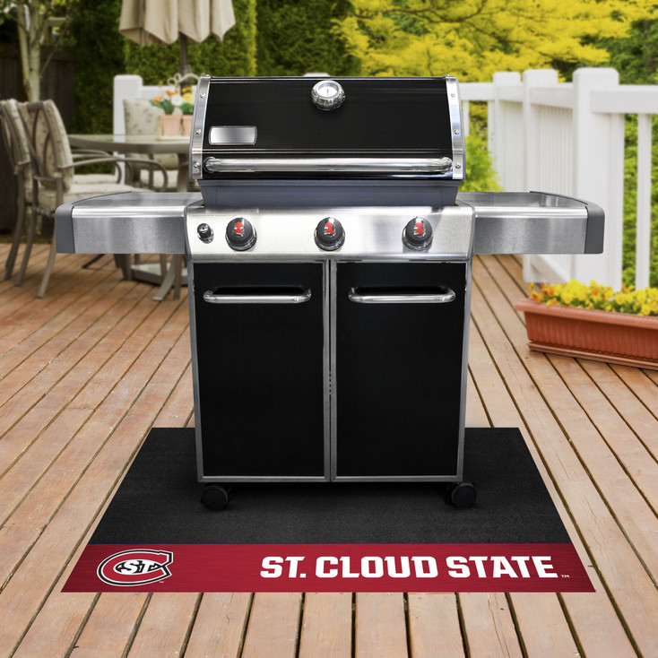 26" x 42" St. Cloud State University Grill Mat