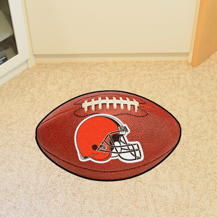 20.5" x 32.5" Cleveland Browns Football Shape Mat
