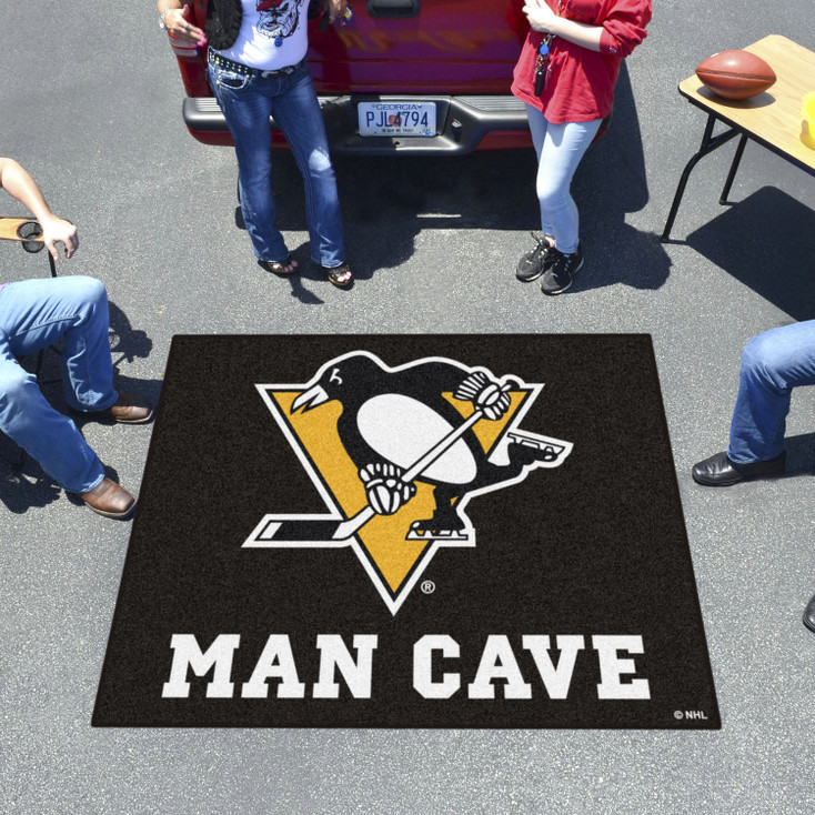 59.5" x 71" Pittsburgh Penguins Man Cave Tailgater Black Rectangle Mat