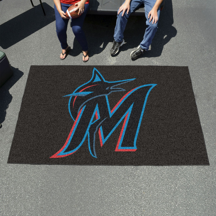 59.5" x 94.5" Miami Marlins Black Rectangle Ulti Mat