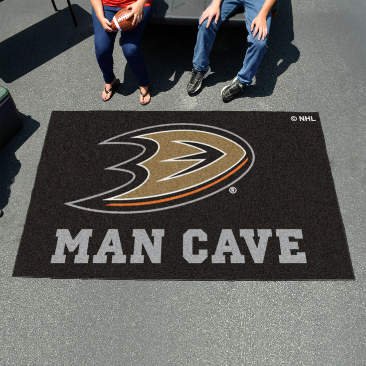 59.5" x 94.5" Anaheim Ducks Black Man Cave Rectangle Ulti Mat