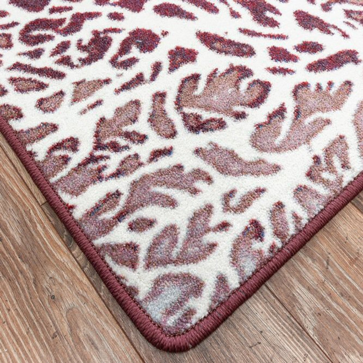 4' x 5' Daydreams Coral Merlot Coastal Rectangle Nylon Area Rug