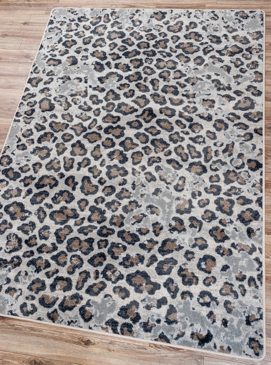 5' x 8' Leopard Lounge Rectangle Nylon Area Rug
