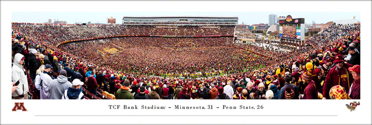 Minnesota Golden Gophers Storm the Field Panoramic Art Print