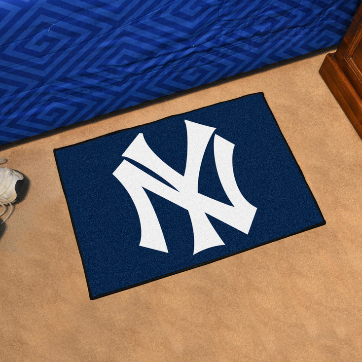 19" x 30" 1927 New York Yankees Retro Logo Rectangle Starter Mat