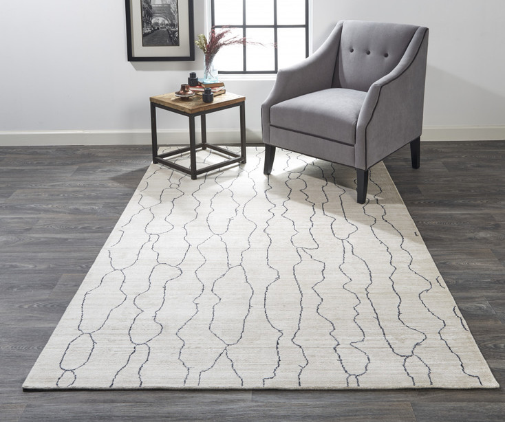 2' x 3' Ivory & Gray Abstract Hand Woven Area Rug