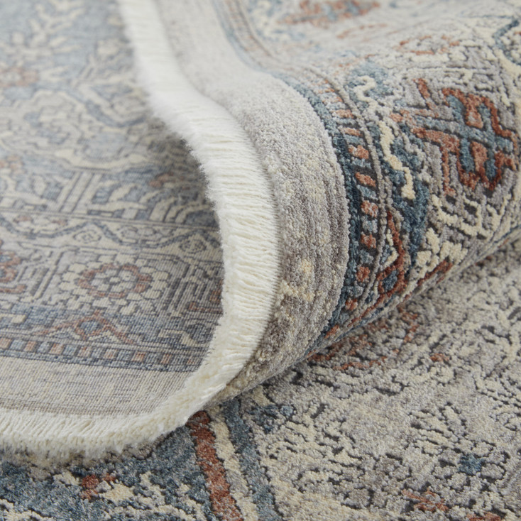 2' x 3' Blue and Ivory Floral Power Loom Stain Resistant Area Rug