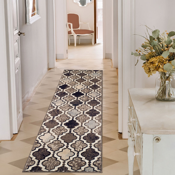 3' x 8' Ivory Quatrefoil Power Loom Distressed Stain Resistant Runner Rug