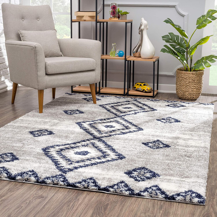 4' x 6' Gray and Navy Boho Chic Area Rug