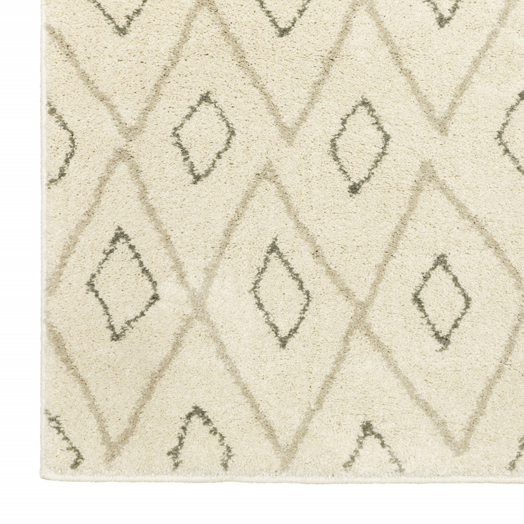 4' x 6' Sand Ash Grey and Ivory Geometric Power Loom Stain Resistant Area Rug
