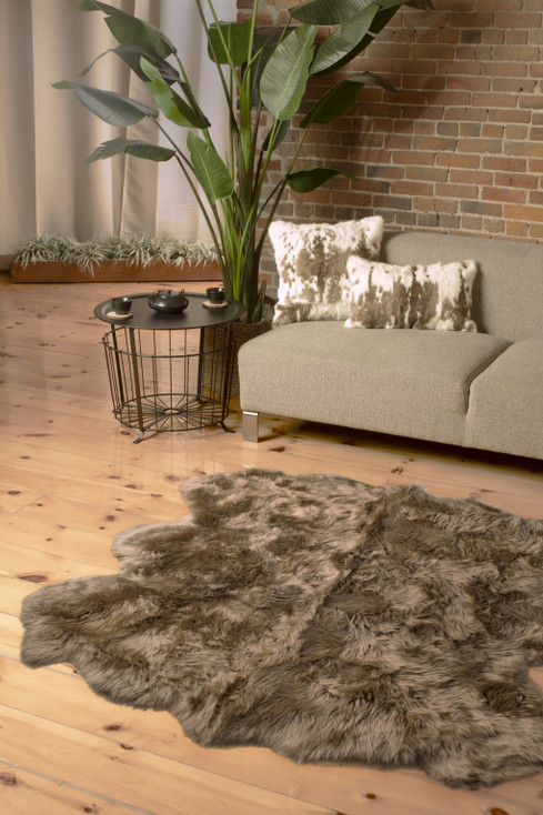 5' x 6' Taupe Wool Sheepskin Handmade Area Rug