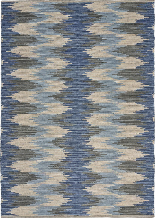 5' x 7' Blue and Cream Ikat Pattern Area Rug