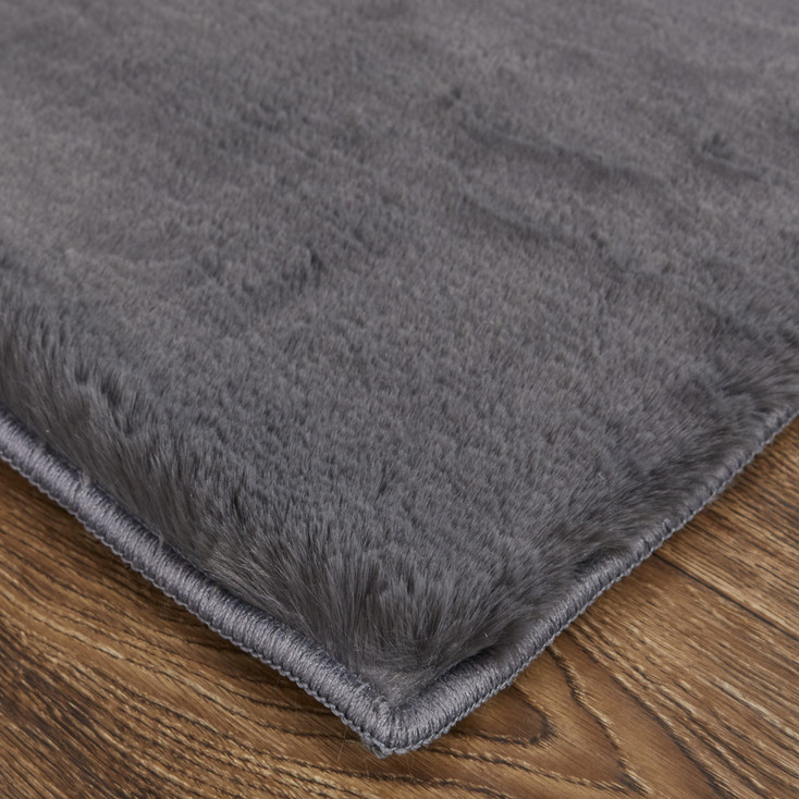 5' x 7' Taupe and Black Shag Area Rug