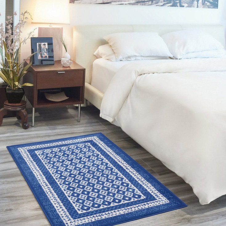 5' x 7' Navy Blue Geometric Dhurrie Rectangle Area Rug