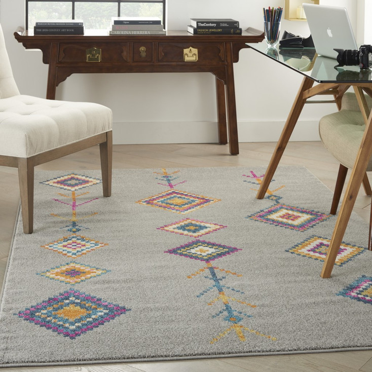 5' x 7' Gray Geometric Berber Polypropylene Area Rug