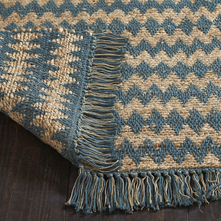 5' x 8' Teal Chevron Hand Woven Stain Resistant Area Rug with Fringe