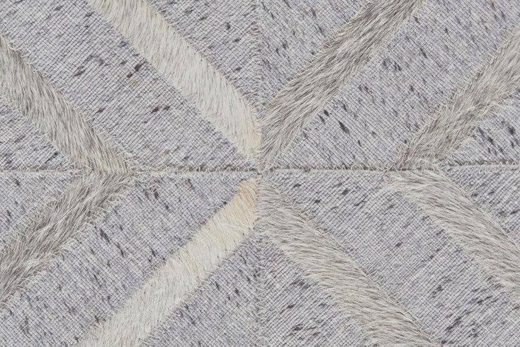 5' x 8' Gray Taupe and Ivory Geometric Hand Woven Area Rug
