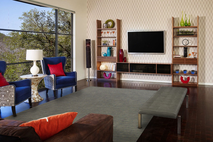 5' x 8' Gray and Ivory Wool Hand Woven Stain Resistant Area Rug