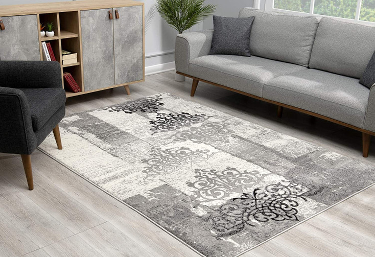 5' x 8' Gray Damask Dhurrie Area Rug