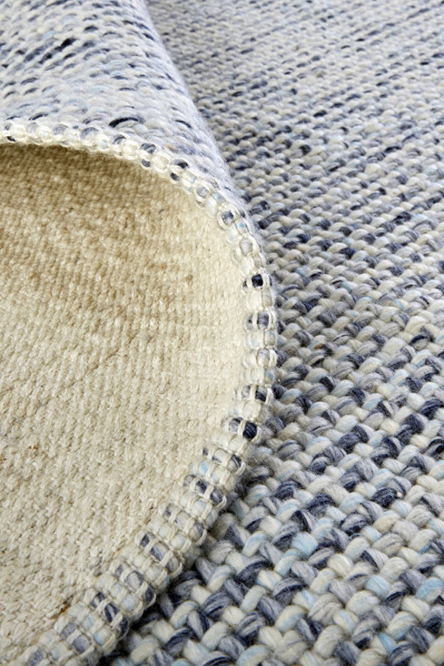 5' x 8' Gray Ivory and Blue Hand Woven Area Rug