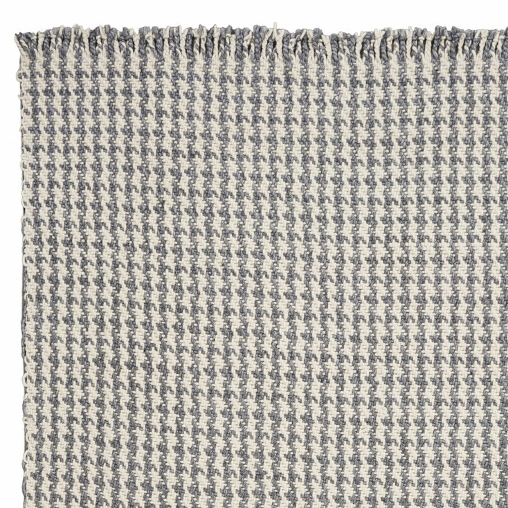 5' x 8' Ivory or Grey Plaid Knitted Wool Indoor Area Rug with Fringe