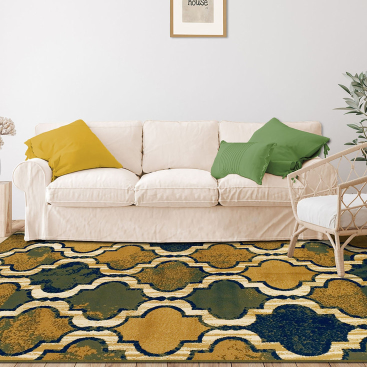 5' x 8' Green Quatrefoil Power Loom Distressed Stain Resistant Area Rug