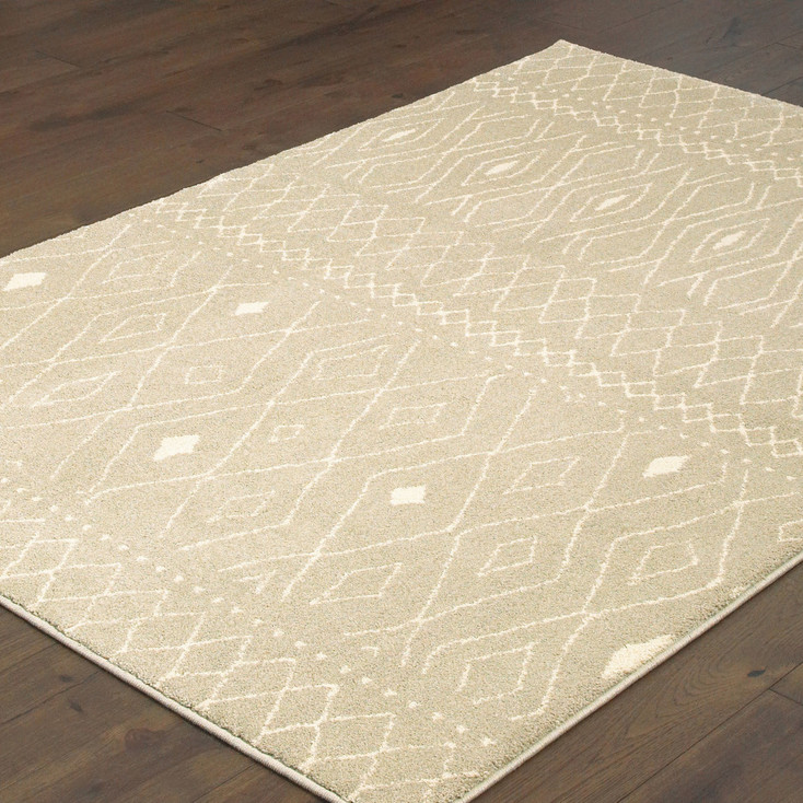 6' x 9' Sand and Ivory Geometric Power Loom Stain Resistant Area Rug