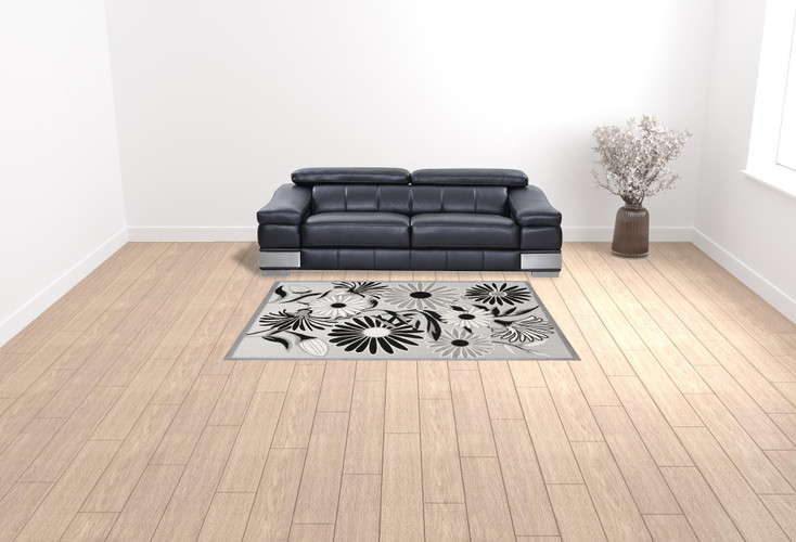 6' x 9' Black and White Floral Stain Resistant Non Skid Area Rug