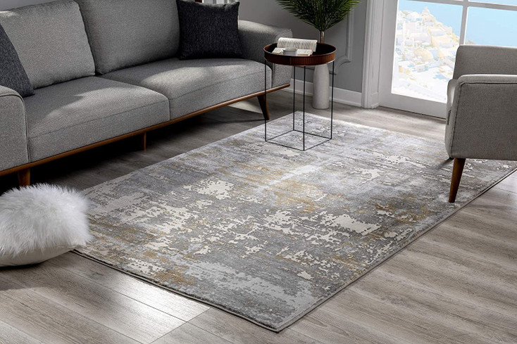 7' x 10' Beige and Gray Distressed Area Rug