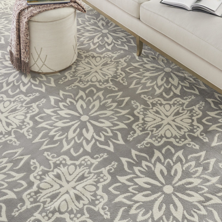 7' x 10' Gray Floral Power Loom Area Rug