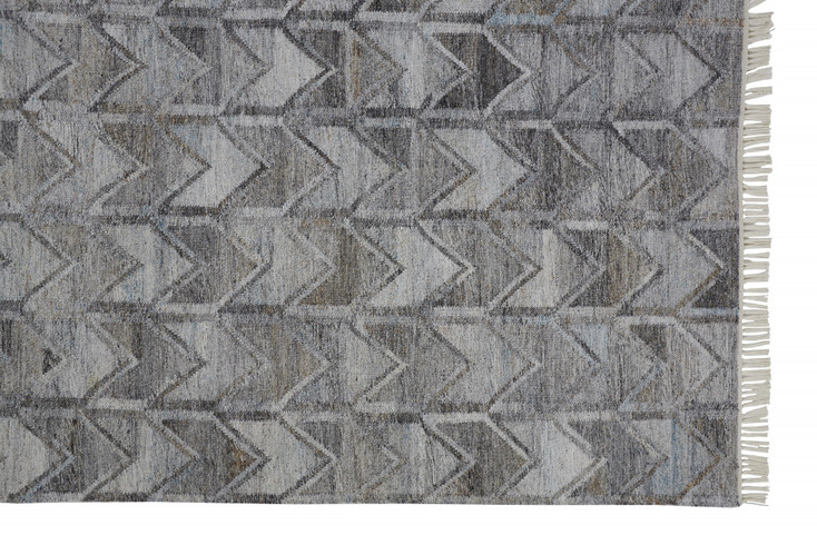 8' x 10' Gray Silver and Taupe Geometric Hand Woven Stain Resistant Area Rug with Fringe