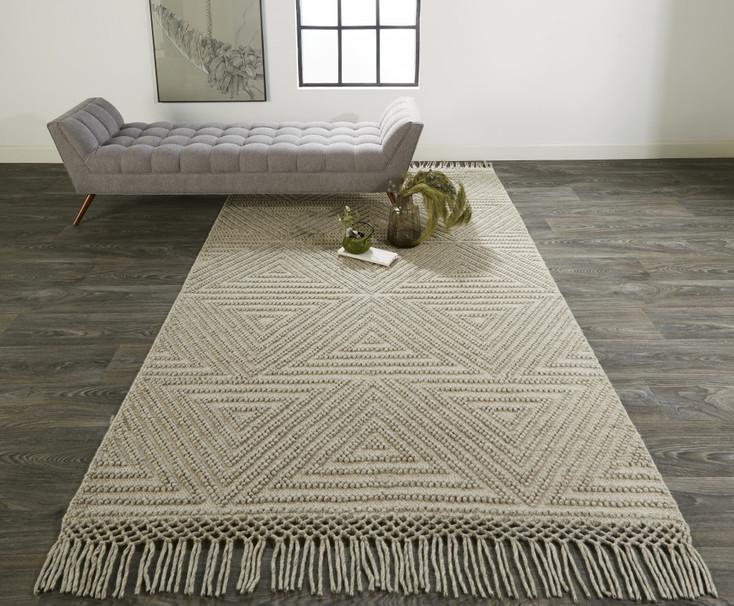 8' x 10' Tan and Ivory Wool Geometric Hand Woven Area Rug with Fringe