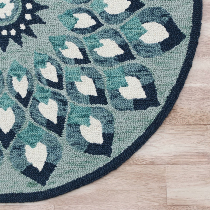 6' Blue & White Round Wool Hand Tufted Area Rug