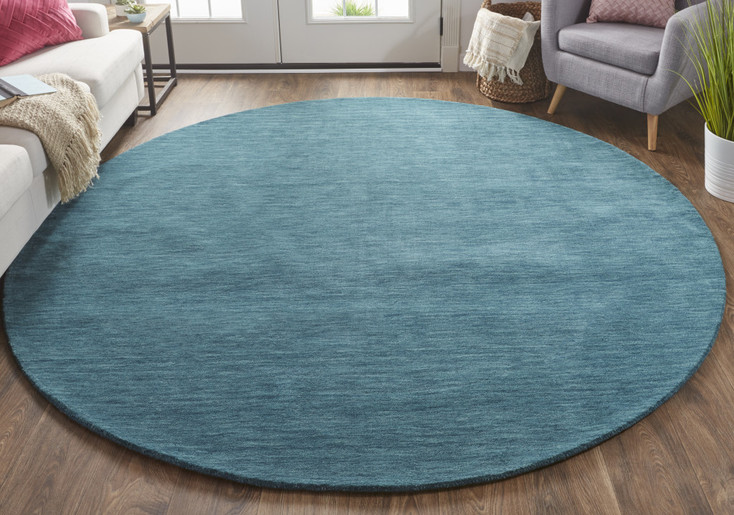 8' Blue and Green Round Wool Hand Woven Stain Resistant Area Rug