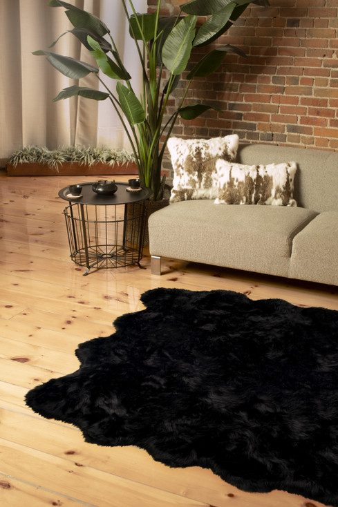 6' x 6' Black Faux Fur Washable Non Skid Area Rug