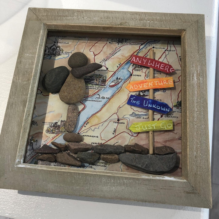 Pebble Art - Walkers
