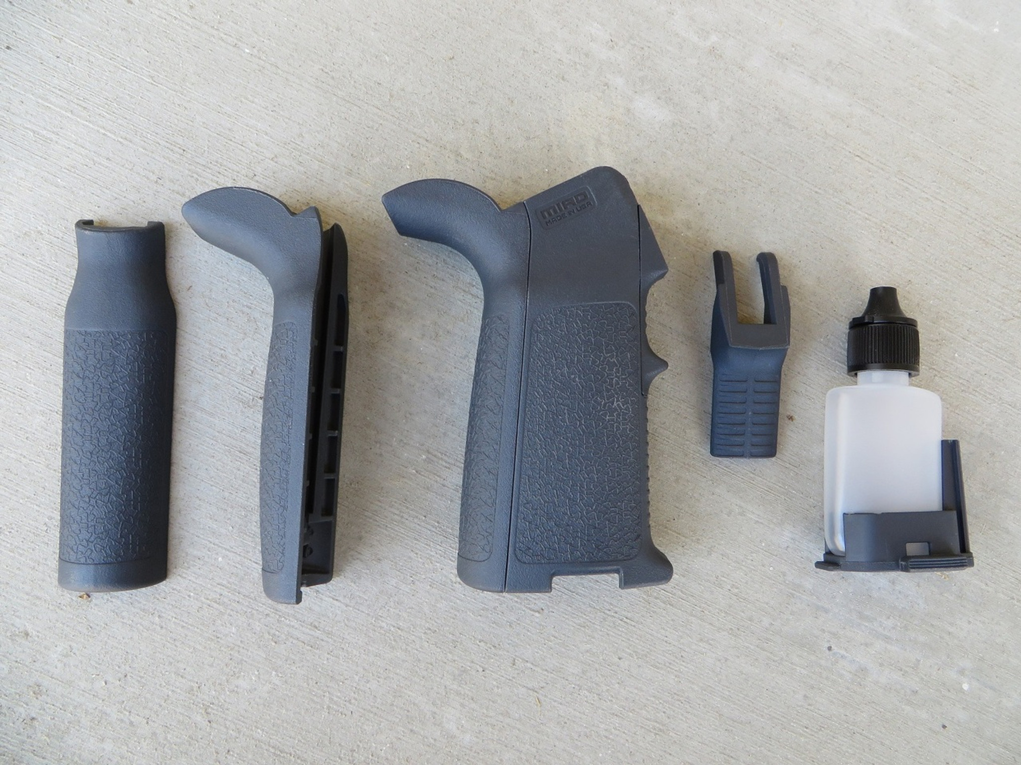 [実物]MAGPUL MIAD GEN 1.1 GRIP KIT MIAD® GEN 1.1 Grip Kit – TYPE 1, Model MAG520
