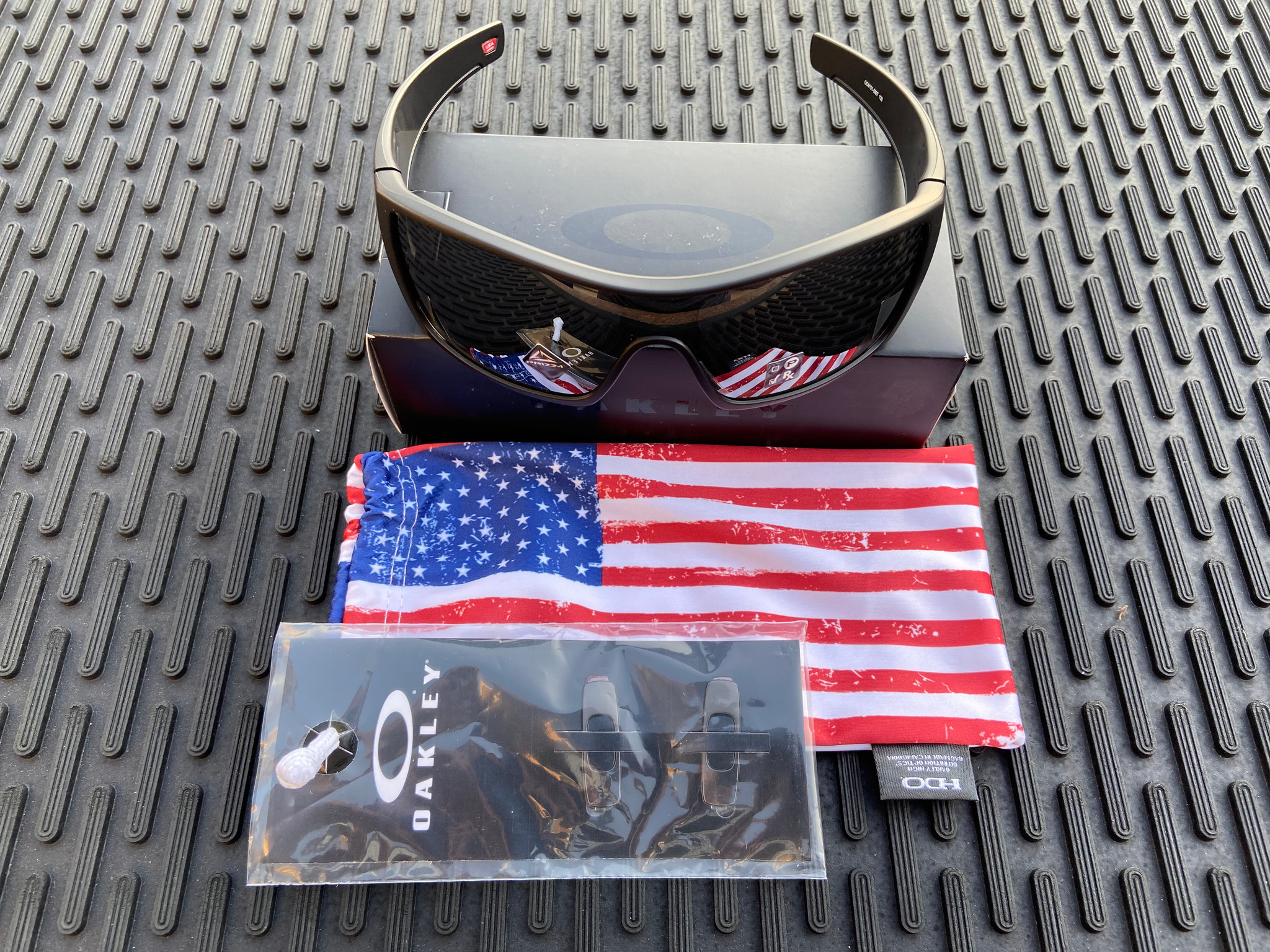 Oakley SI Jupiter Squared Color USA Flag Sunglasses - Free Shipping