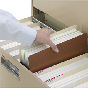 Business Source File Pocket, 3-1/2" Exp., Legal, 25/BX, Redrope (BSN65794) View Product Image