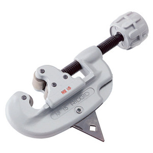 10 Tubing Cutter (632-32910) View Product Image