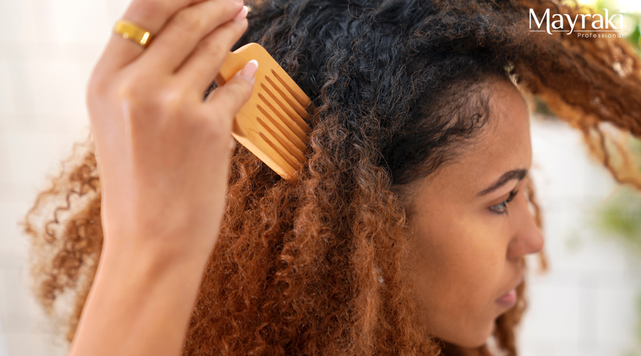 Troubleshooting: How to Prevent Breakage While Detangling Coily Hair During Winter Travel