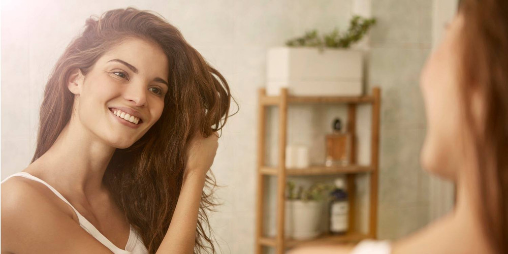 How to Tame Frizzy Hair? How to Tame Frizzy Hair?