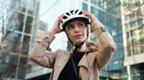 How to Prevent Dandruff When Wearing Hats or Helmets How to Prevent Dandruff When Wearing Hats or Helmets